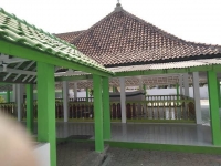 MTs Mafatihul Huda Padakaton Ziarah Makam Syaikh Ahmad Badawi Ketanggungan